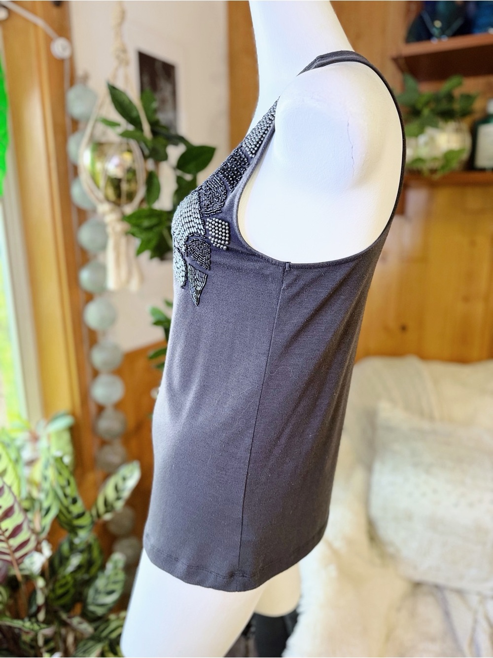 Twenty One Forever 21 Gray Beaded Embellished Racerback Tank Top M Y2K - Picture 6 of 10